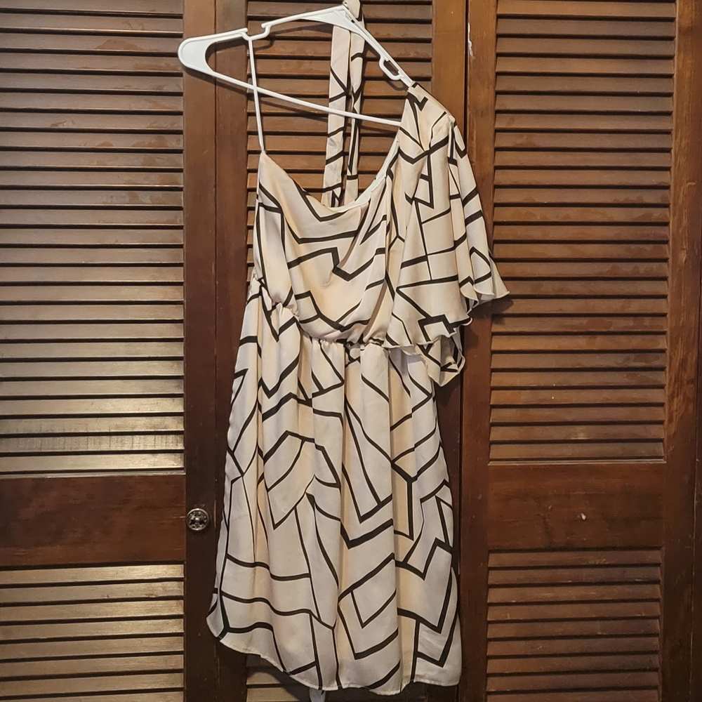 Medium One Shoulder Geometric Dress Charming Charlie